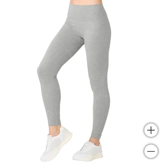 NEW Lemon Ribbed Legging - Picture 2 of 7